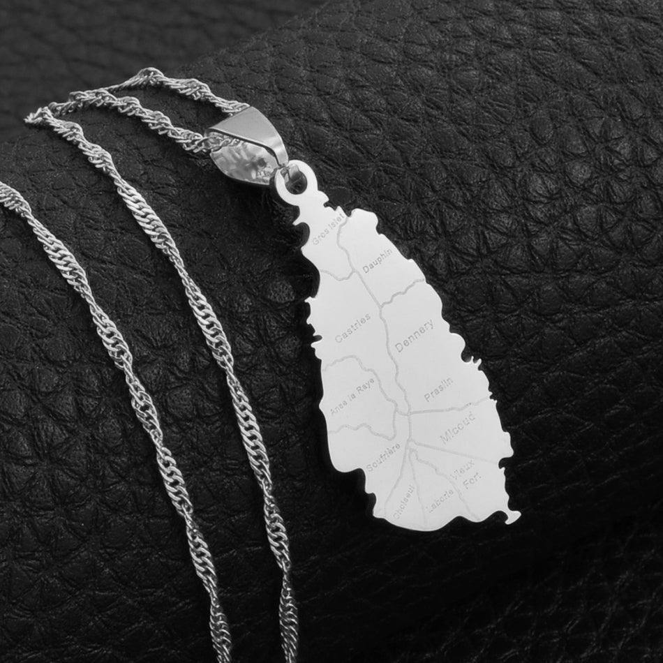 Pendentif Saint-Lucie Gravé Chaîne Torsadée
